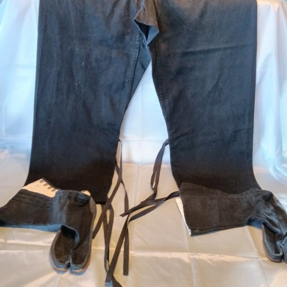 Costumes - Picture 5 of 15